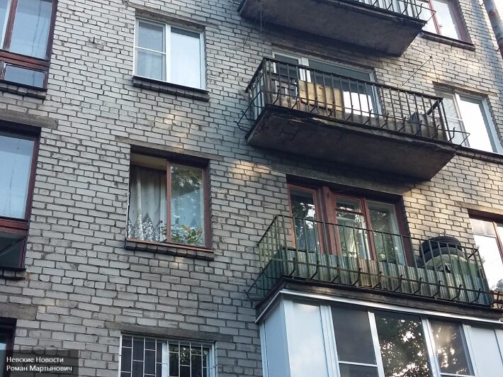 Женщина, выпавшая из окна 8-го этажа, выжила в Удмуртии