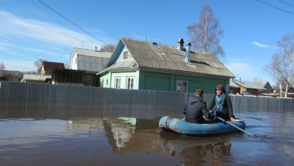 В 133 населенных пунктах России тысячи домов подтоплены паводком